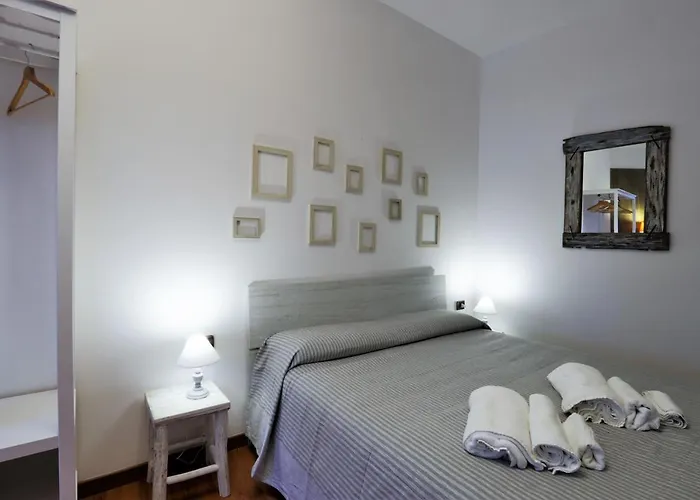 Vesuvio Apartments By Dimorra